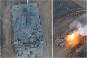 „Hamas“ mokosi iš karo Ukrainoje: plinta vaizdas, kaip dronu sunaikinamas galingasis izraeliečių tankas