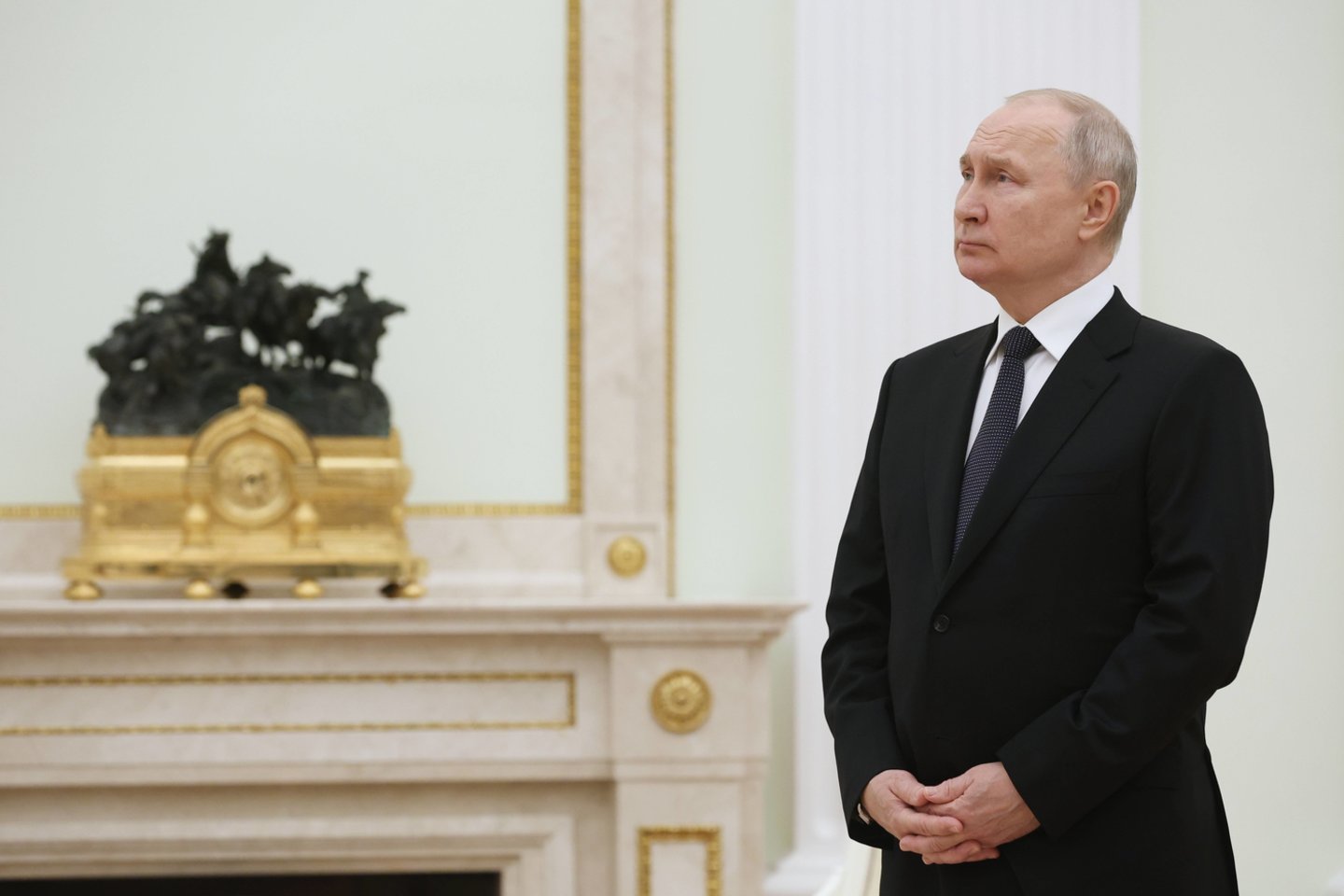V. Putinas susitikime su Irako ministru pirmininku Mohammedu al-Sudaniu.