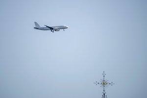 Iš Tel Avivo pakilo lėktuvas su 97 lietuviais: organizuojamas antras evakuacijos etapas