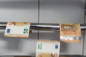 Rugsėjį vidutinė didmeninė elektros kaina – didžiausia šiemet