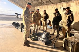 KAM siūlo tobulinti karių tarnybos sąlygas, apmokėti papildomą krūvį ir suteikti poilsio dienas