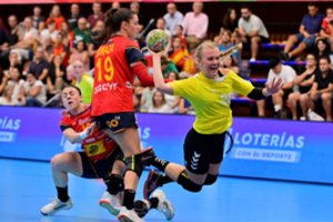 Europos čempionato atrankos turnyre Lietuvos rankininkės neprilygo Ispanijos rinktinei