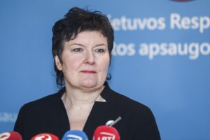 L. Jaruševičienė byloje dėl COVID-19 greitųjų testų pirkimo prašo nušalinti prokurorą