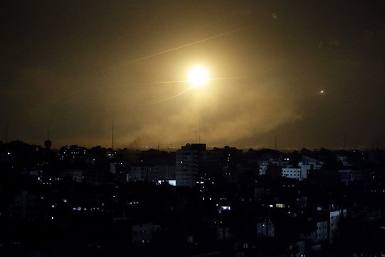  Izraelio ataka Gazoje.<br> EPA-ELTA nuotr.