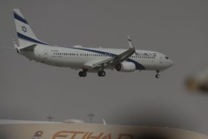 Izraelio oro linijų bendrovės lėktuvai pirmą kartą per 41 metus skraidys šeštadienį