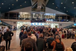 Keli patarimai keliautojams, kad eilės oro uoste būtų trumpesnės: tai turi žinoti kiekvienas