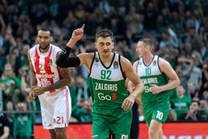 Ketvirtajame kėlinyje užsikūręs „Žalgiris“ parklupdė „Crvena zvezda“