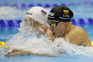 Medalio link: pasaulio plaukimo taurėje – skambi R. Meilutytės paraiška