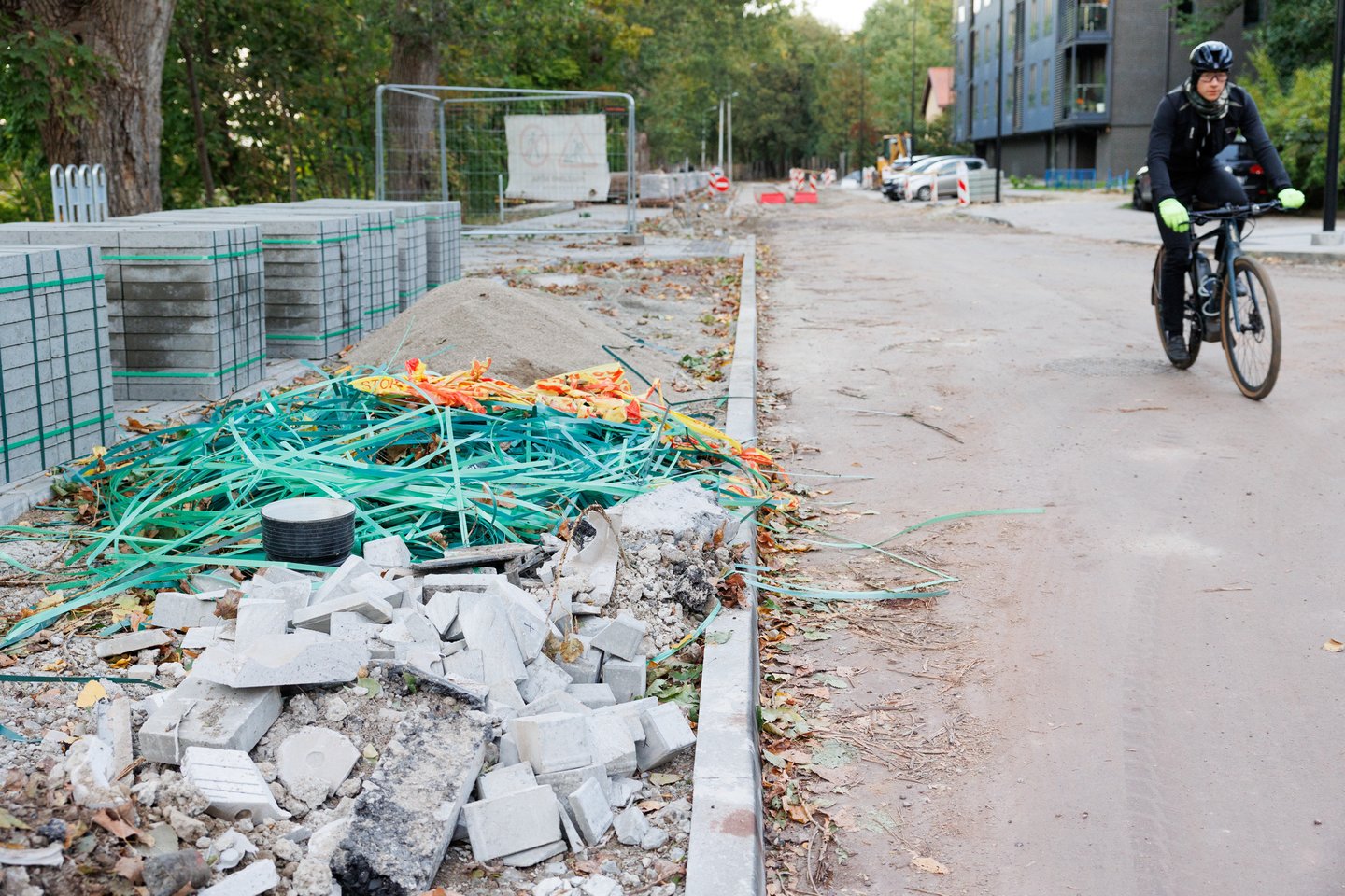 P.Vileišio ir Sluškų gatvių rekonstrukcija vyksta antrus metus, o pabaigos nematyti.<br>T.Bauro nuotr.