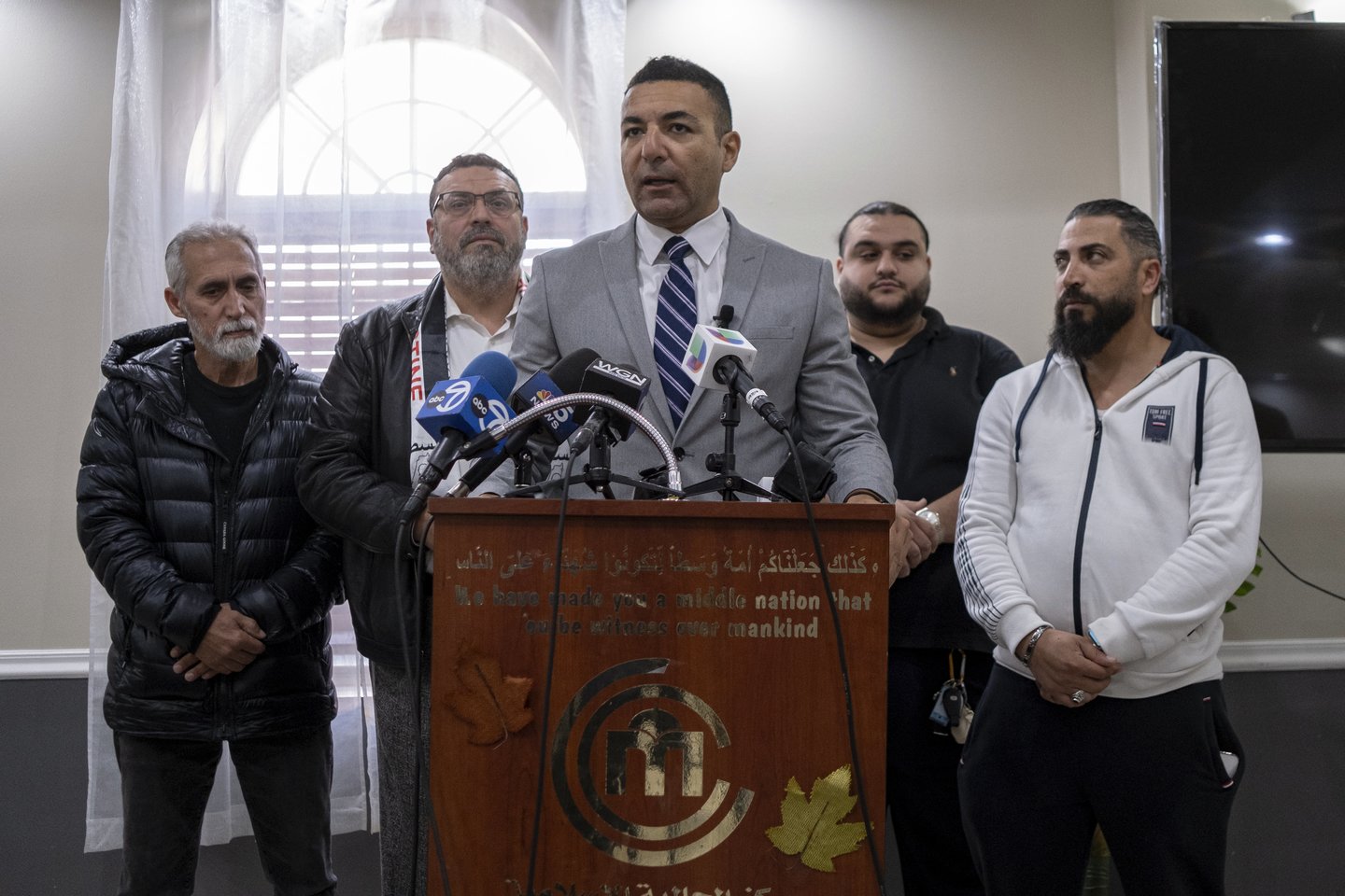 Amerikos islamo santykių tarybos Čikagoje vykdomasis direktorius Ahmedas Rehabas.<br>AP/Scanpix nuotr.