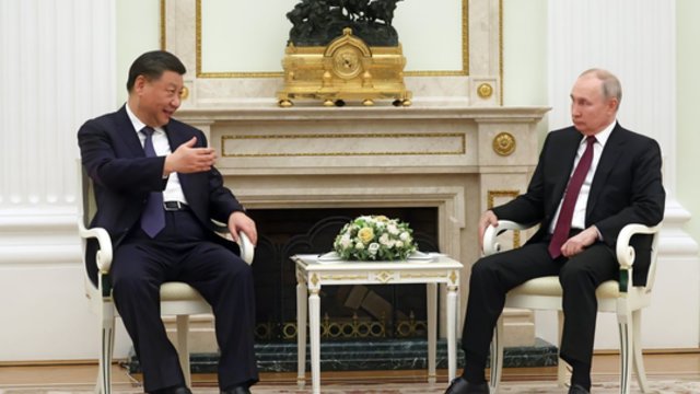 V. Putinas atvyko pas vieną iš savo partnerių: darbotvarkėje – susitikimas su Xi Jinpingu