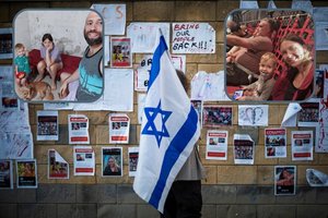 Prieglobstis po žeme, išskirtinė vienybė ir miestai vaiduokliai: Izraelio lietuviai – apie šalyje atsivėrusius pragaro vartus