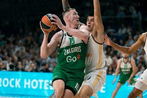 Ketvirtajame kėlinyje sugriuvęs „Žalgiris“ pralaimėjo Eurolygos čempionams