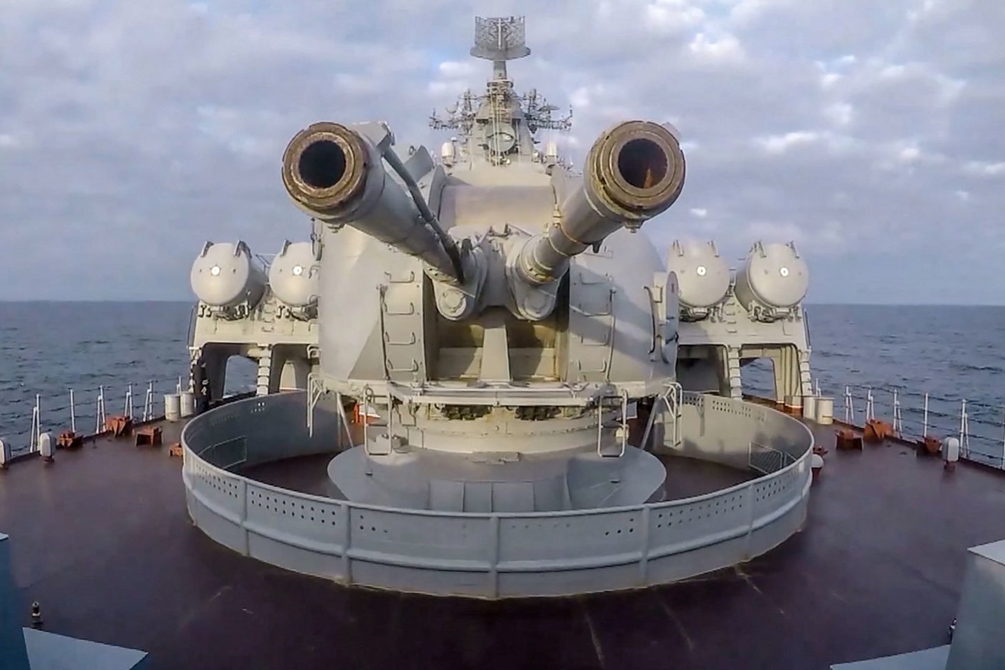 Rusijos karo laivas Juodojoje jūroje.<br>AFP/Scanpix asociatyvi nuotr.