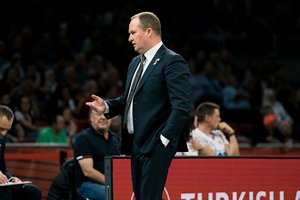 B. Maneką gyręs ir su legendiniais snaiperiais lyginęs K. Maksvytis paaiškino, kodėl L. Lekavičius nežaidė Vitorijoje