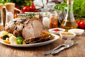 Tokios mažos bulvių kainos dar nematėte: pasigaminkite gardžią ir šildančią savaitgalio vakarienę