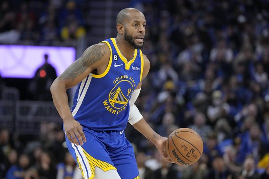 A. Iguodala oficialiai baigė profesionalo karjerą
