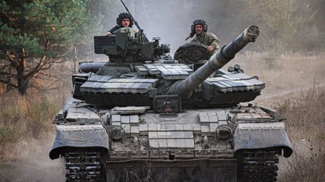 Masinė dronų ir raketų ataka ir naujas Rusijos puolimas: ukrainiečiams kelia dar vieną iššūkį
