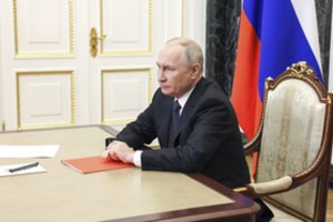 Politologas: prieš rinkimus bandys priversti rusus pamiršti vieną faktą apie V. Putiną