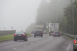 Kelininkai: naktį daug kur palis, vietomis boluos rūkas