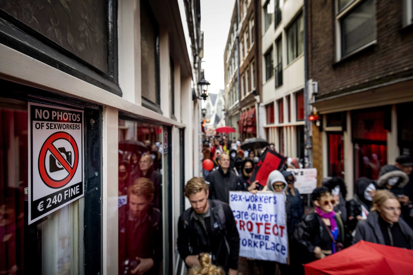 Protestai Amsterdame.<br>EPA-ELTA nuotr.