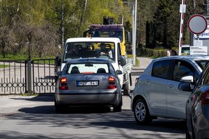 Artėjant Visų šventųjų dienai bei Vėlinėms, nuo penktadienio prie sostinės kapinių įvedami eismo ribojimai