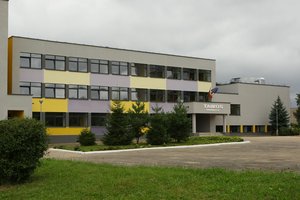 Dėl grasinimų susprogdinti Vilniaus Taikos progimnazija nuo antradienio mokysis nuotoliniu būdu