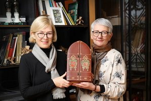 Į M. K. Čiurlionio dailės muziejų atkeliavo išgelbėtas Lietuvos kultūrinės diplomatijos artefaktas