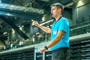 Futsal čempionų lygoje dirbsiantis D. Norkus: „Noriu būti nematomu ir padėti komandoms garbingai varžytis aikštėje“