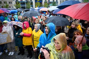 Švietimo ir mokslo komitetas nepritarė opozicijos siūlymams didinti mokytojų atlyginimus