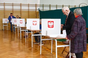 Lenkija grįš į europinį kelią? Atskleidė laukiančią bėdą ir kokia institucija suvaidins itin svarbų vaidmenį