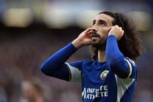 Skambūs kontraktai toliau nemuša įvarčių – „Chelsea“ ir vėl pralaimėjo