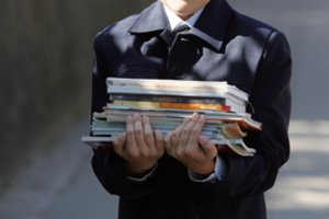 Tenka improvizuoti: du mėnesius dalis mokyklų – vis dar be naujų vadovėlių, situaciją vadina neadekvačia