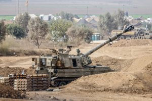 Izraelio gynybos ministras: „Hamas“ turi „mirti“ arba „besąlygiškai pasiduoti“