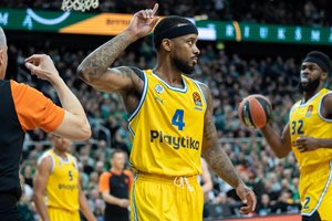 Rungtynių pabaigoje spurtavęs „Maccabi“ išrašė eilinį pralaimėjimą „Olimpia“ ekipai