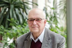 Legendinių dainų autorius, kompozitorius T. Makačinas: „Gyventi reikia ne tik savo kūriniais“