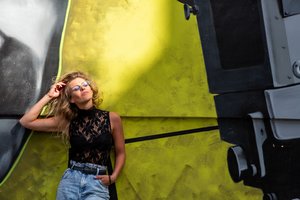 V. Matačiūnaitė svajoja apie dvi mašinas, bet tik ne elektromobilius: į juos žvelgiu kritiškai