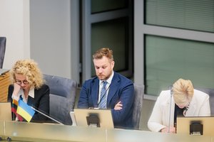 Naują mokestį stumiančius konservatorius ragina atsigręžti į didmiesčių gyventojus: kitąmet „ačiū“ tikrai neištars?