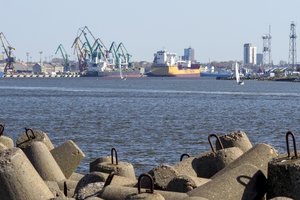 Klaipėdos uostas plėtoja glaudesnius ryšius su Singapūru