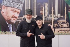 15-metis R. Kadyrovo sūnus paskirtas tėvo saugumo tarnybos vadovu