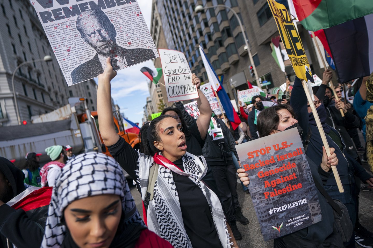 Per didžiulę demonstraciją JAV sostinėje Vašingtone dešimtys tūkstančių žmonių šeštadienį reikalavo „Laisvės Palestinai“.<br>EPA-ELTA nuotr.