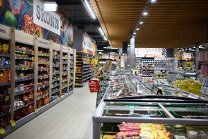 Suskaičiavo, kaip spalį keitėsi pigiausių maisto produktų krepšelio kaina