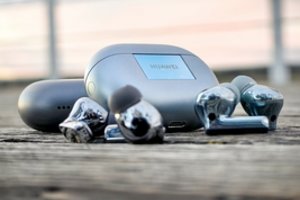 Pristatytos naujos kartos belaidės ausinės „Huawei FreeBuds Pro 3“: triukšmą slopina dirbtinis intelektas