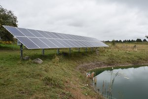 Po Konstitucinio Teismo sprendimo sujudo: žada siūlyti taisyti įstatymą dėl 2 GW saulės elektrinių ribojimo