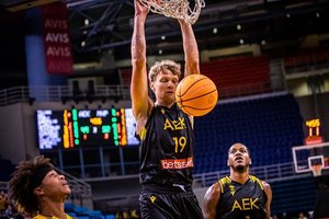 M. Kuzminskas su AEK nepralaimi Čempionų lygoje
