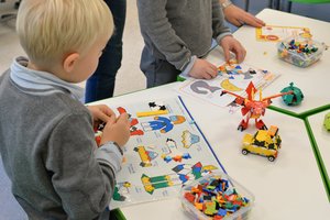 Šių dienų tėvų galvosūkis: ekspertės pataria, kaip sumažinti vaikų priklausomybę nuo ekranų