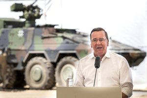 Vokietija nori tapti Europos gynybos „ramsčiu“