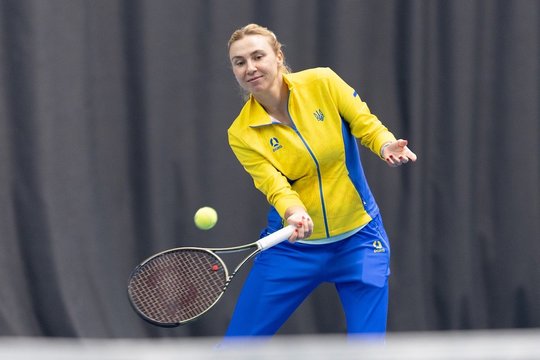 Billie Jean King taurė: šeštadienį pirmoji į centrinį „SEB arenos“ kortą žengs Ukrainos rinktinės lyderė