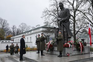 Ukrainos premjeras dėkoja Lenkijai už solidarumą