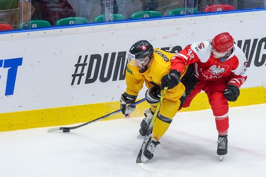 Antroje rungtynių dalyje pranašumą įrodę lenkai paliko lietuvius be pergalių